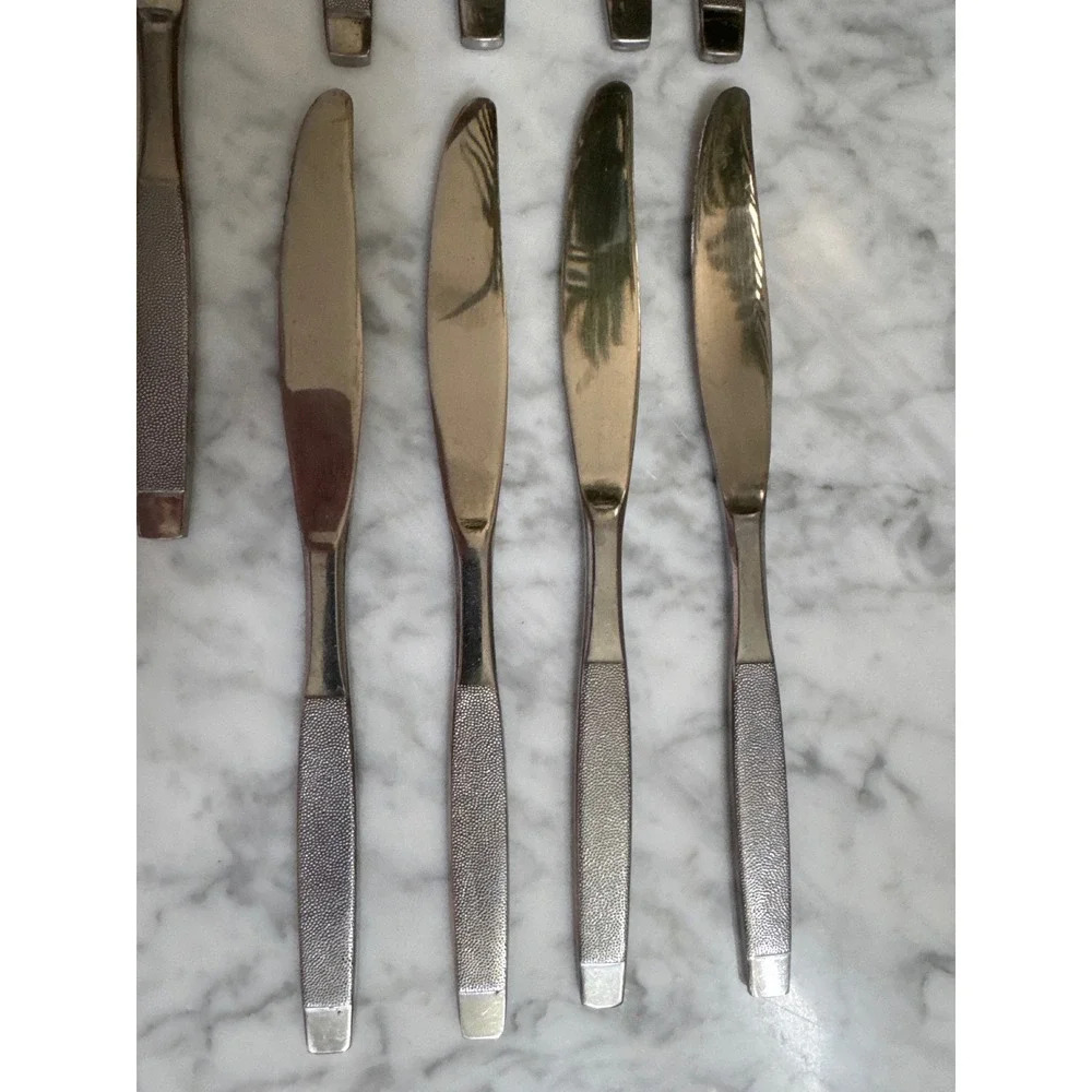 Wallace Silver Montisi Stainless Dinner Knives Set of 9 Textured Glossy Taiwan